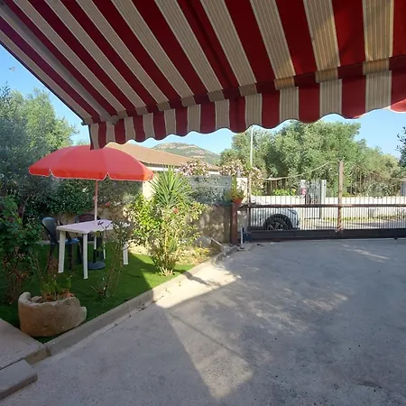 Casa Da Gabry Apartment *