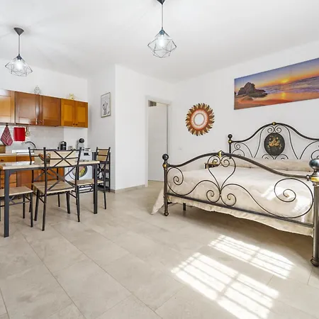Casa Da Gabry Apartment *